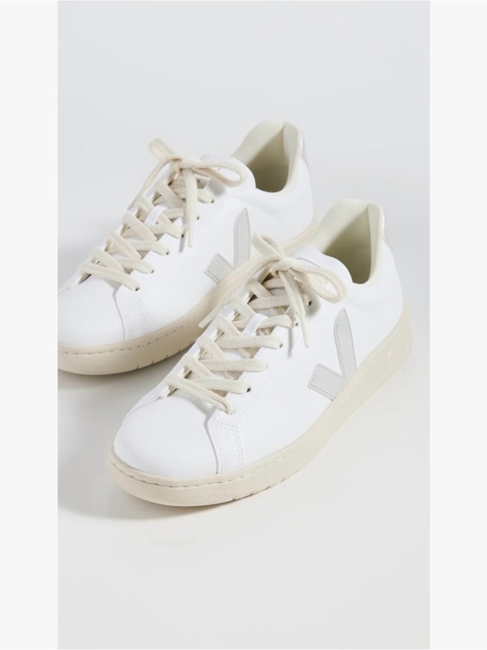 Veja Women's Urca Sneakers